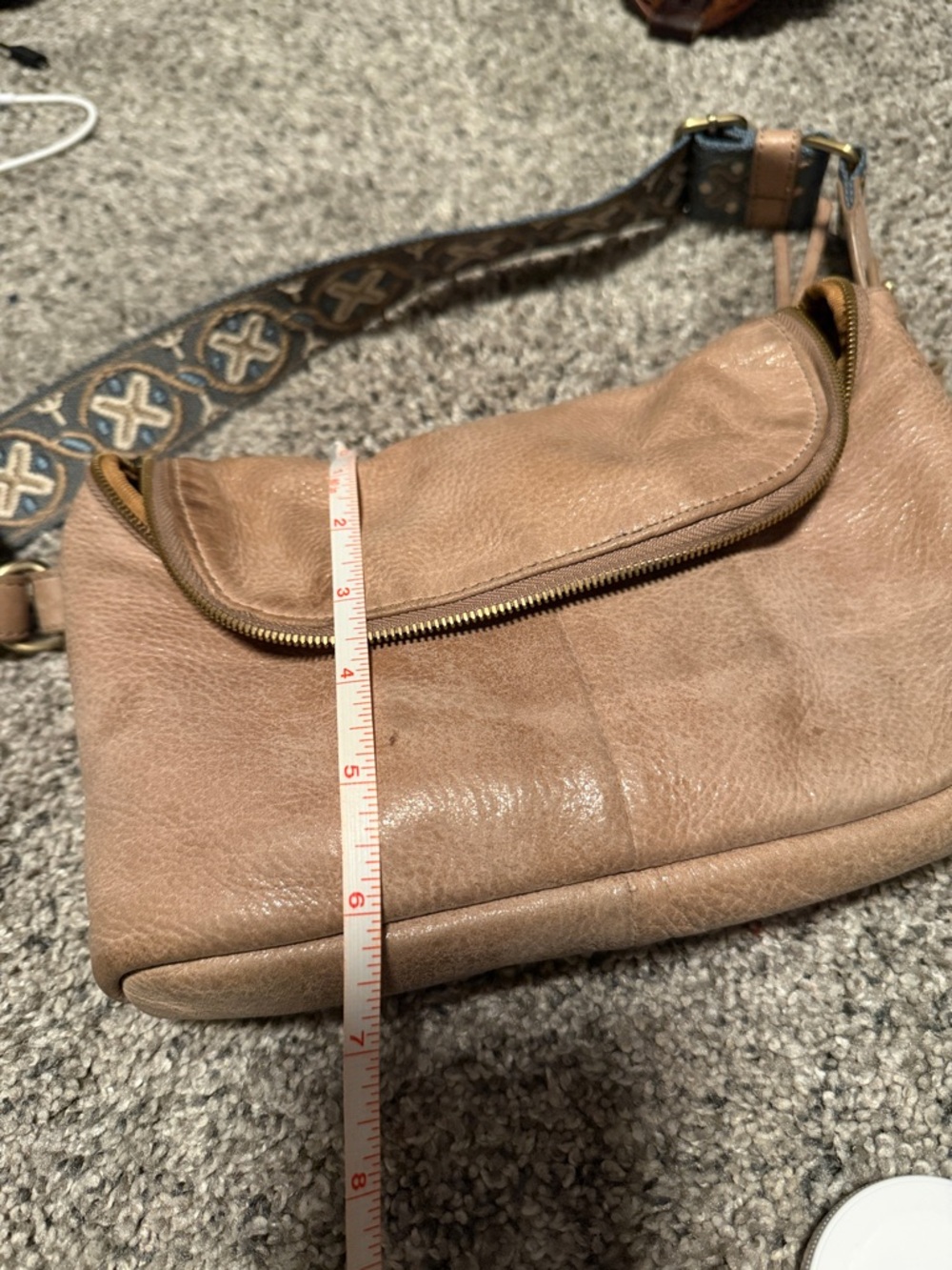 HOBO Blush Leather Crossbody Belt Bag with Gold Zipper - Picture 7 of 8